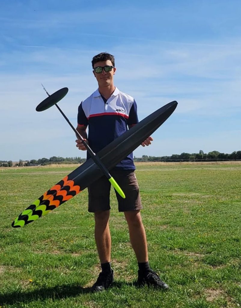 NICOLAS CHANSARD D1S PILOT
