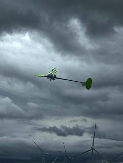 D1S DLG glider in flight